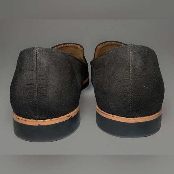 Adrienne Vittadini Shoes Flats Womens Size 7.5 M Black Slip On Suede Feel Gold - Picture 4 of 9